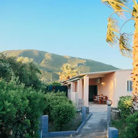 Ferienhaus Kanouli Beach House Halikounas