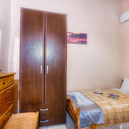 Kanouli Halikounas